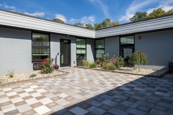 ERM_Enlightened Recovery Facility-15_Zach_compressed